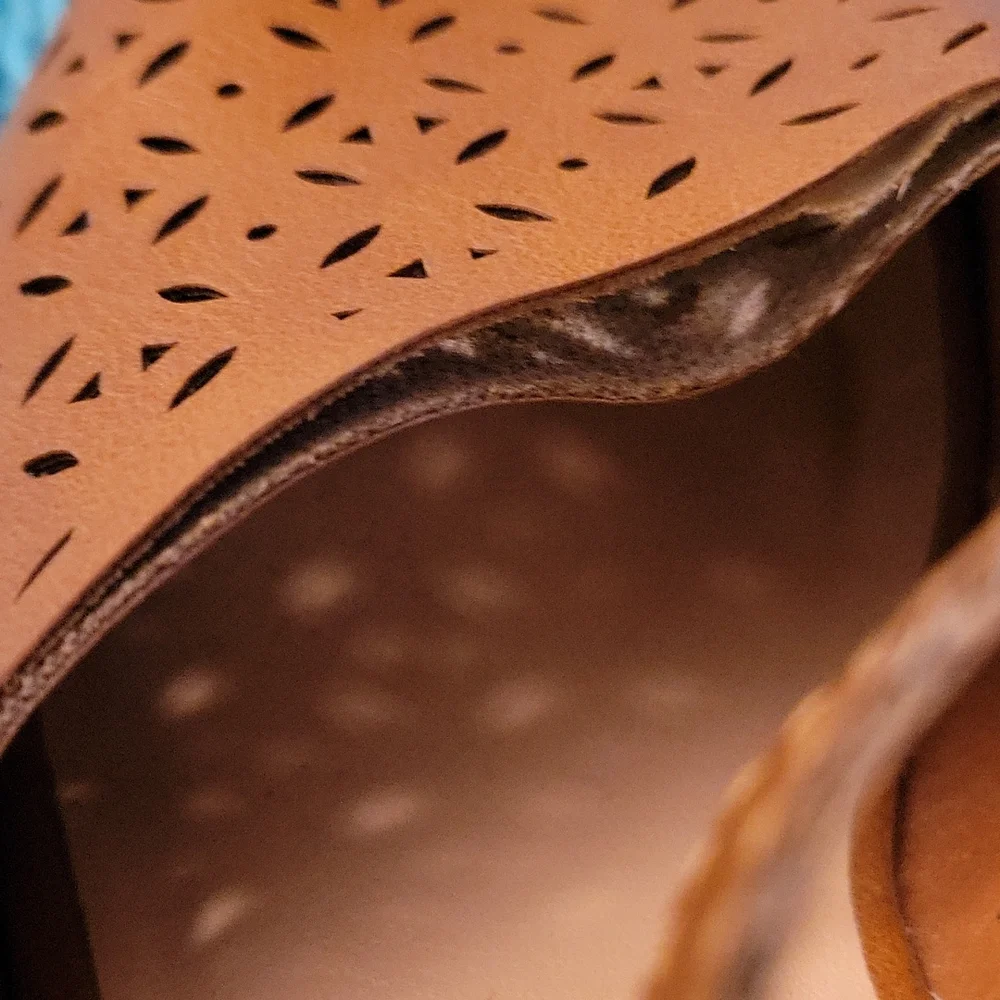 Black Rivet wedges - Picture 6 of 9